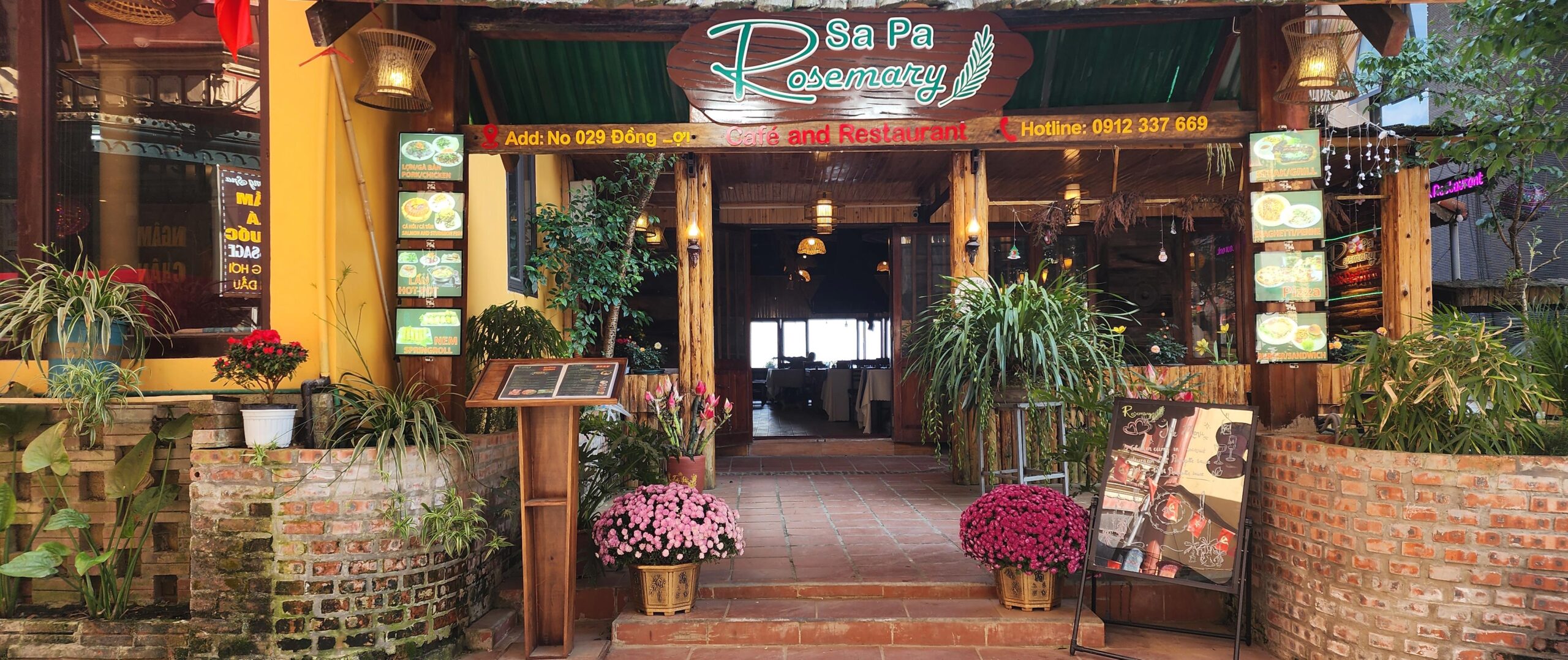 Sapa Rosemary Restaurant main entrance